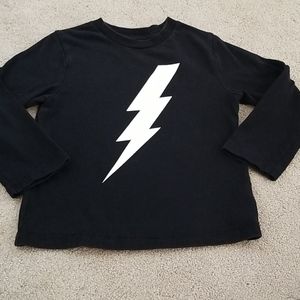 Gap lightning bolt long sleeve. Size 4